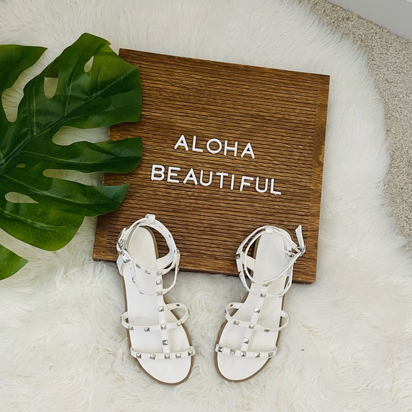 Wild Diva Shoes - Wild Diva White and Silver Studded Sandals